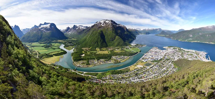 Åndalsnes Church