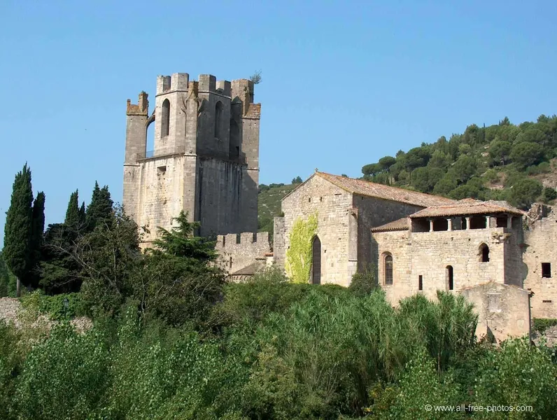 Abbaye Sainte-Marie de Lagrasse