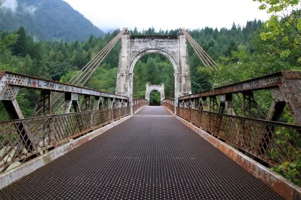 Alexandra Bridge Provincial Park