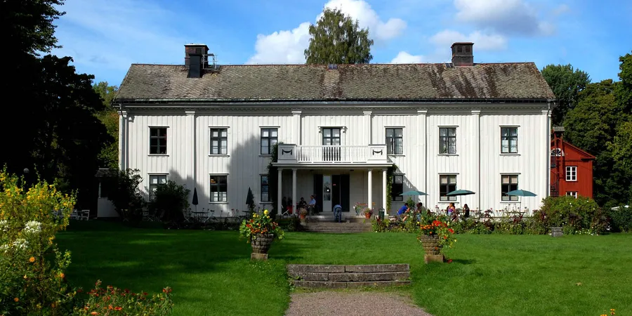 Alsters Herrgård - Gustaf Fröding Memorial Museum