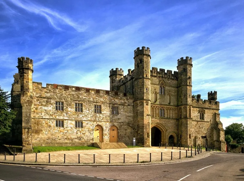 Battle Abbey and Battlefield