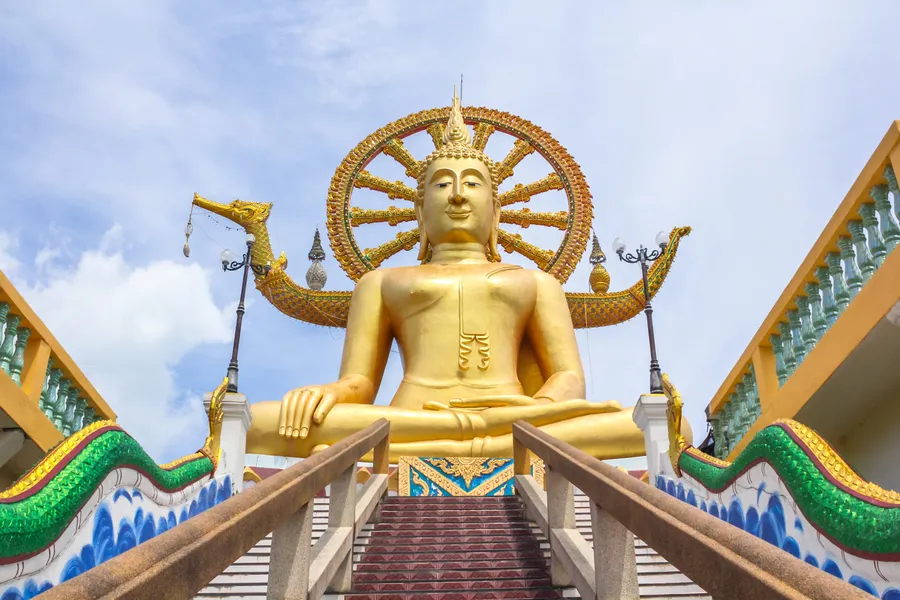 Big Buddha Temple (Wat Phra Yai)