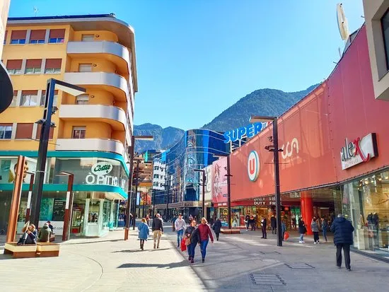 CCA - Centre Comercial Andorrà