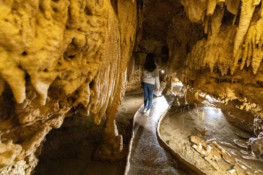 Cave of the Mounds