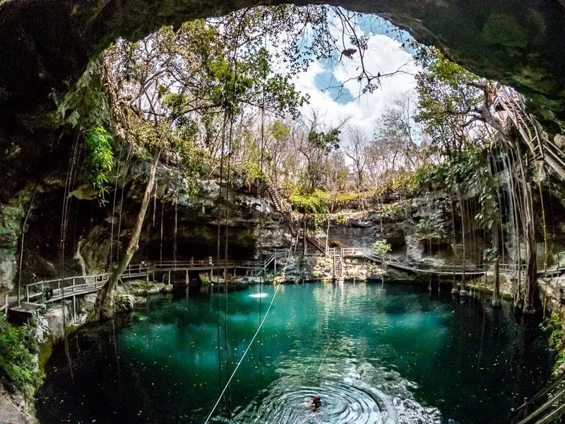 Cenote Xcanche