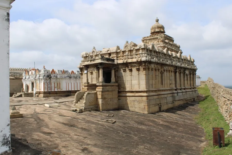 Chavundaraya Basadi