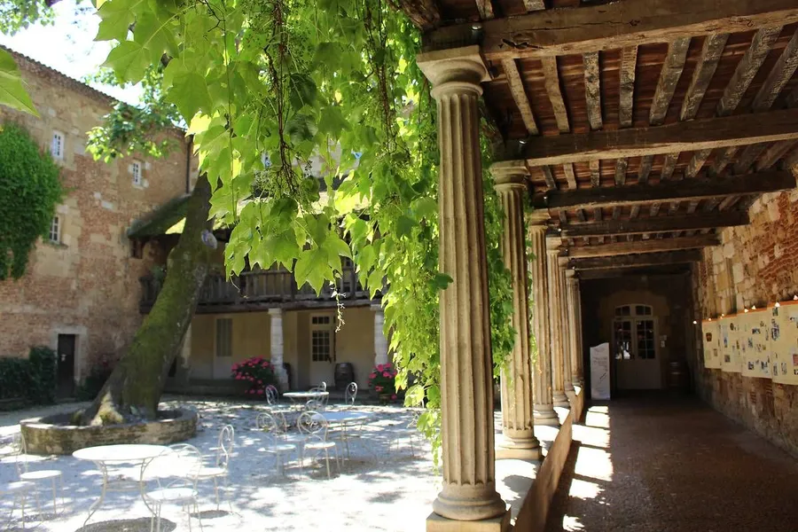 Cloître des Récollets