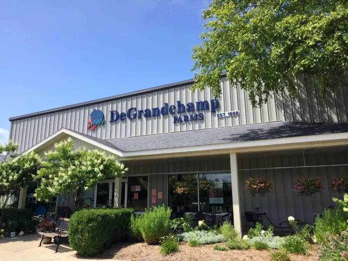 DeGrandchamp Farms
