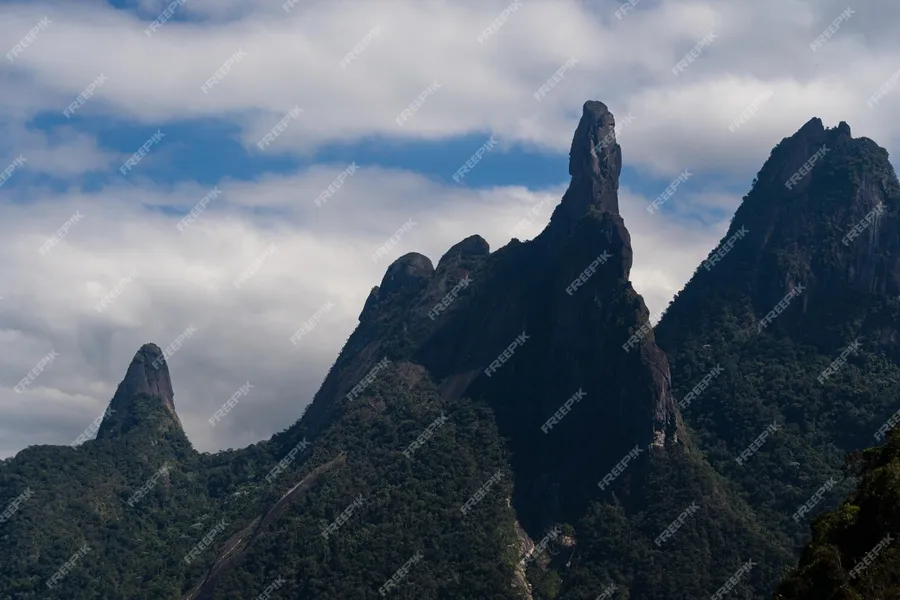 Dedo de Deus (God's Finger)
