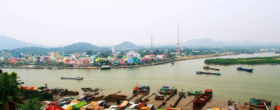 Dong Ho Lake