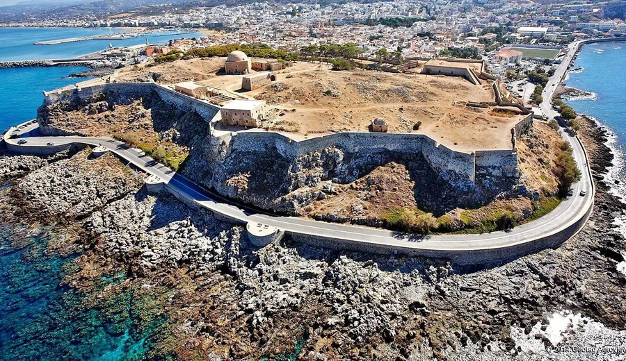 Fortezza Castle
