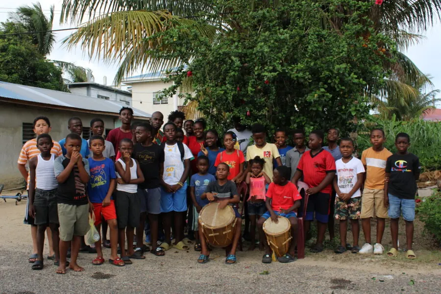 Garinagu Drum School