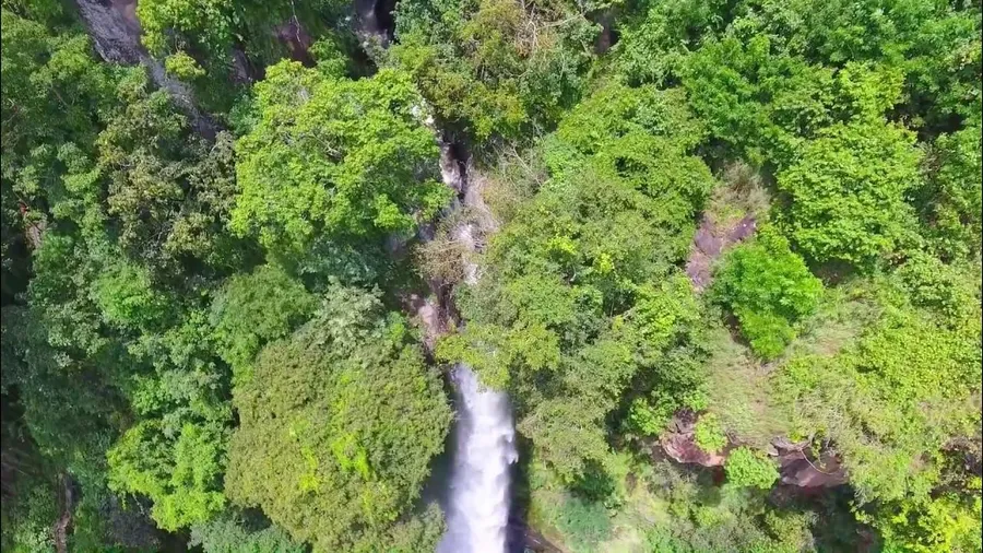 Gurusina Waterfall