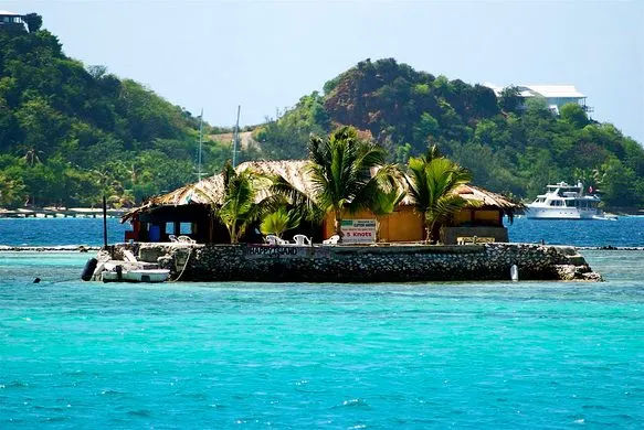 Happy Island Bar