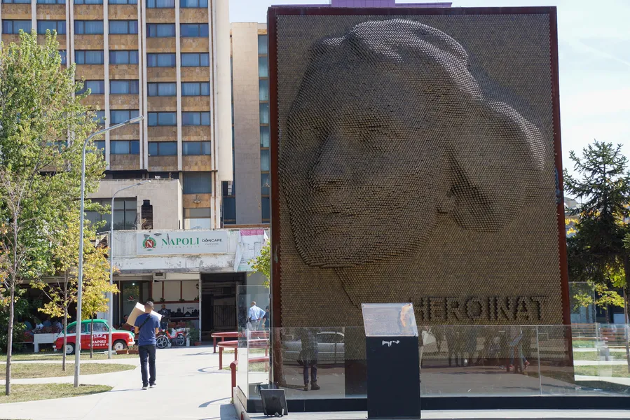 Heroinat Memorial