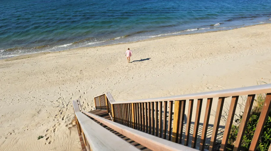 Jetties Beach