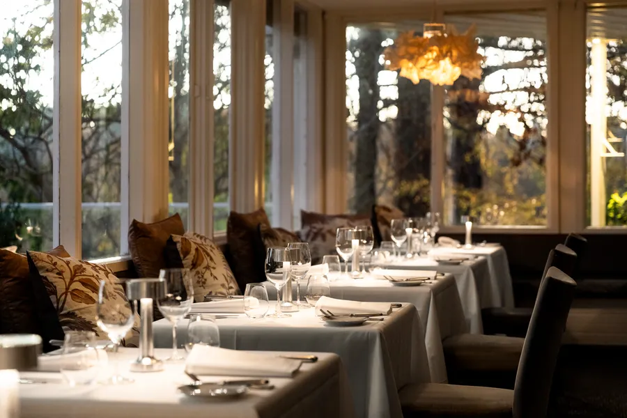 Lake House Restaurant