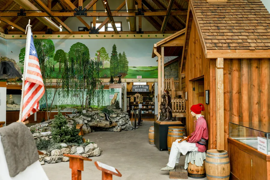 Lewis and Clark Boat House and Museum