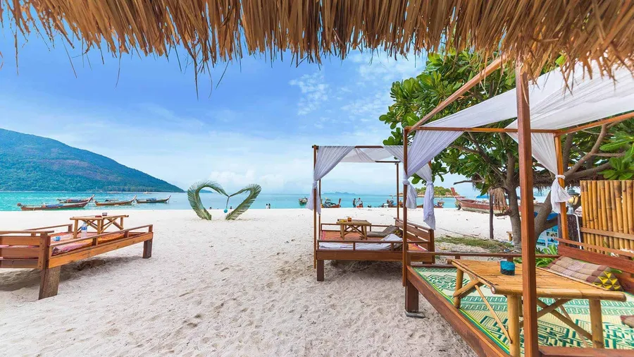 Lipe Floating Bar