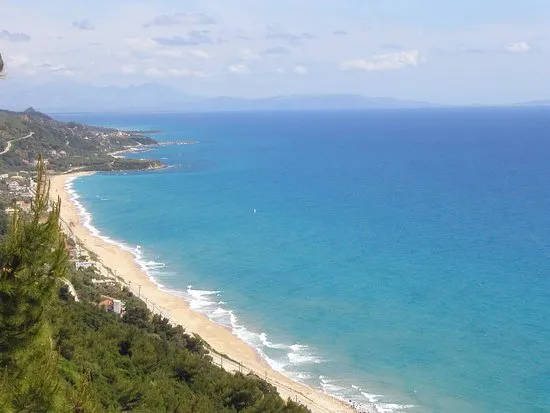 Loutsa Beach