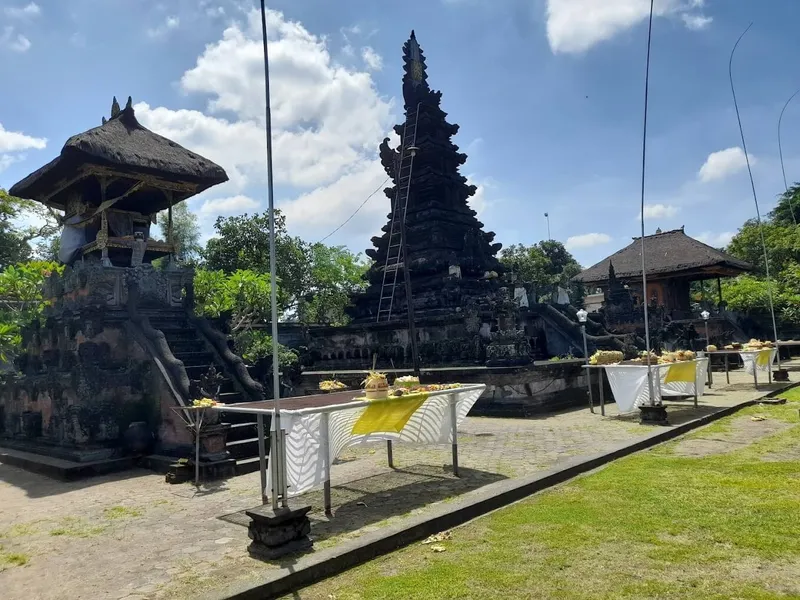 Mayura Water Palace