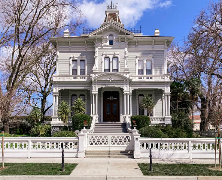 McHenry Mansion