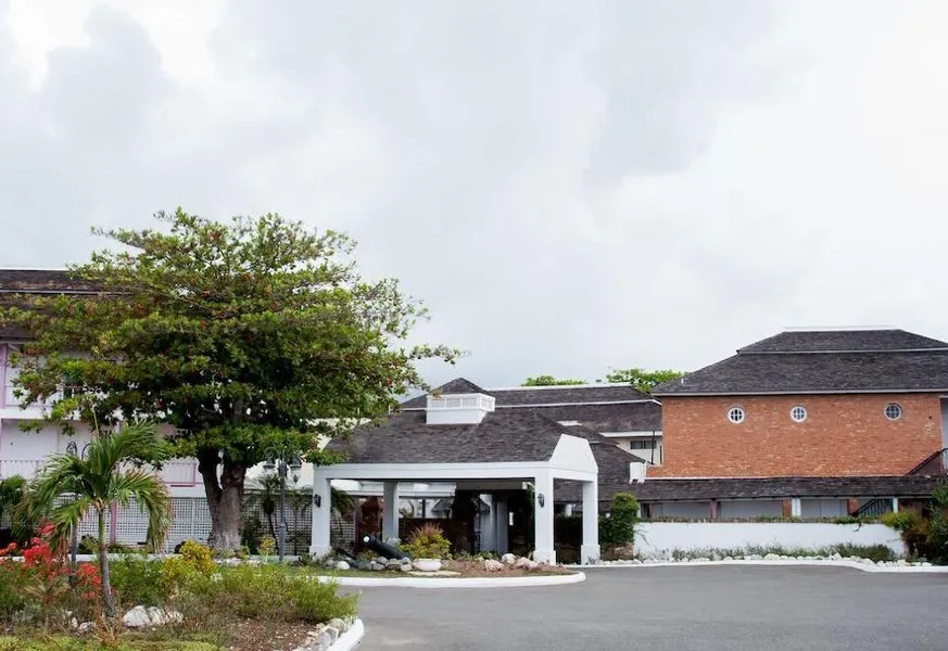 Morgan's Harbour Hotel