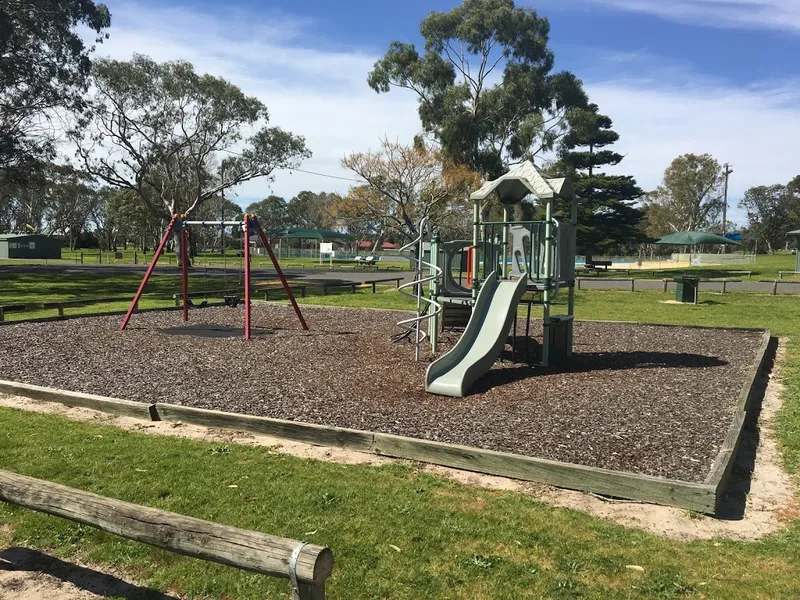 Naracoorte Swimming Lake