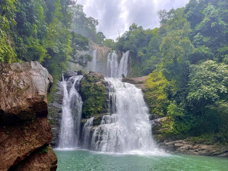 Nauyaca Waterfalls