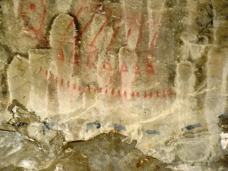 Pictograph Cave State Park