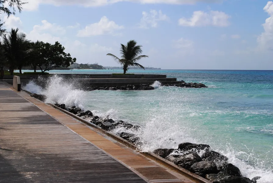 Puerto Boyacá Boardwalk
