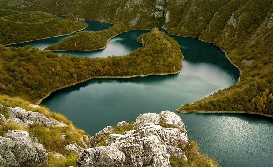 Rogavska River Canyon