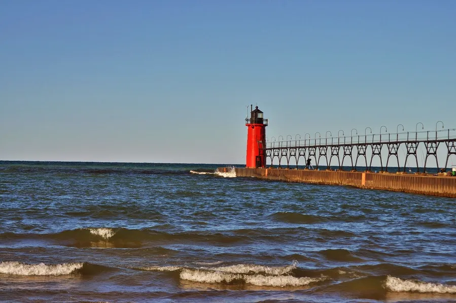 South Haven South Pier Lighthouse