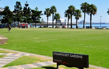 Steampacket Gardens