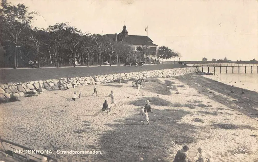 Strandpromenaden (Beach Promenade)