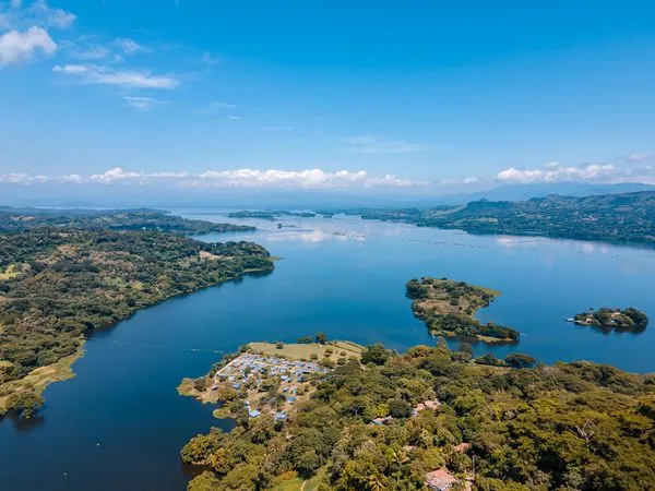 Suchitoto Lake