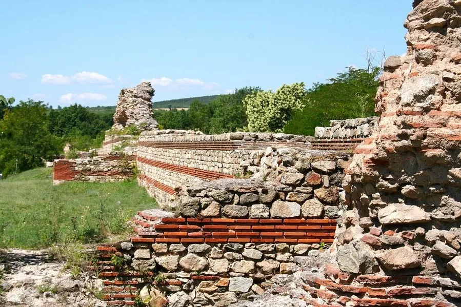 The Roman Walls of Diocletianopolis