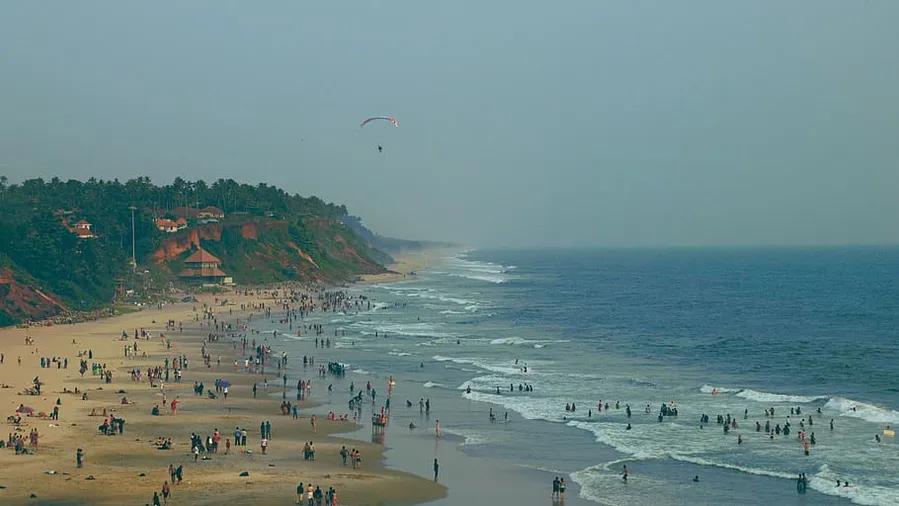 Varkala Beach (Papanasam Beach)