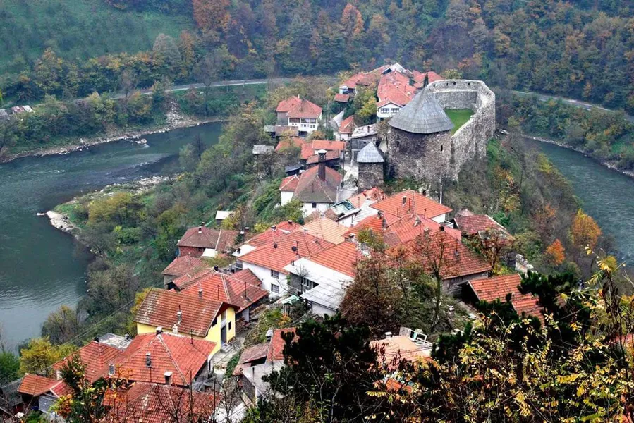 Vranduk Fortress
