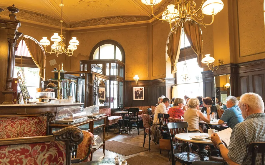 Soul of the City: Vienna's Best Authentic Eateries and Historic Taverns