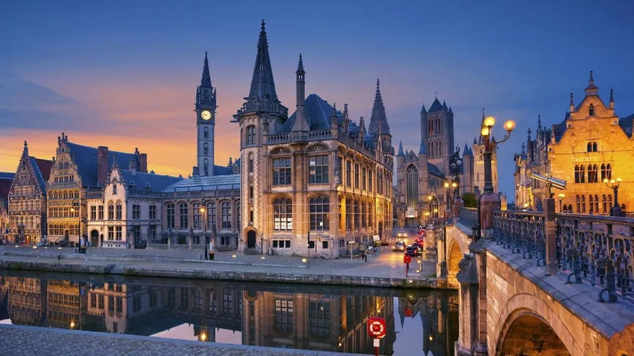 The Sweet Spot: Best Mid-Range Hotels in Ghent for Comfort and Value
