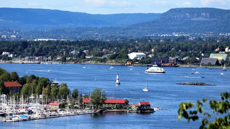 Fjord Views & City Living: Top Hotels in Oslo