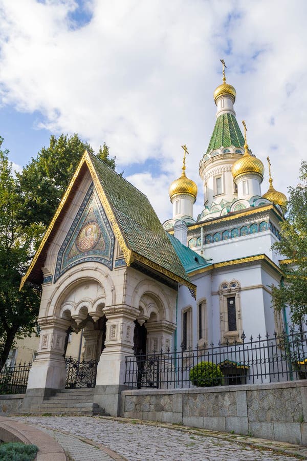  Църква „Свети Никола“ (St. Nicholas Church)