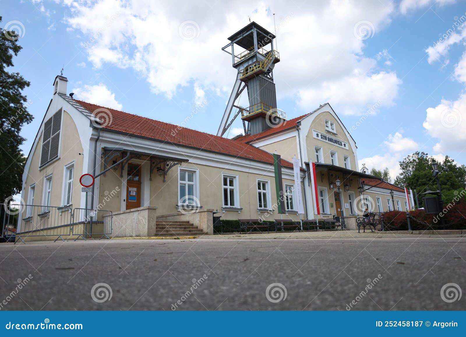 Adolf Mine Shaft