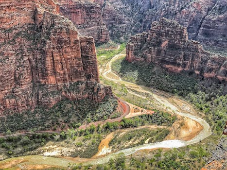 Apple River Canyon State Park