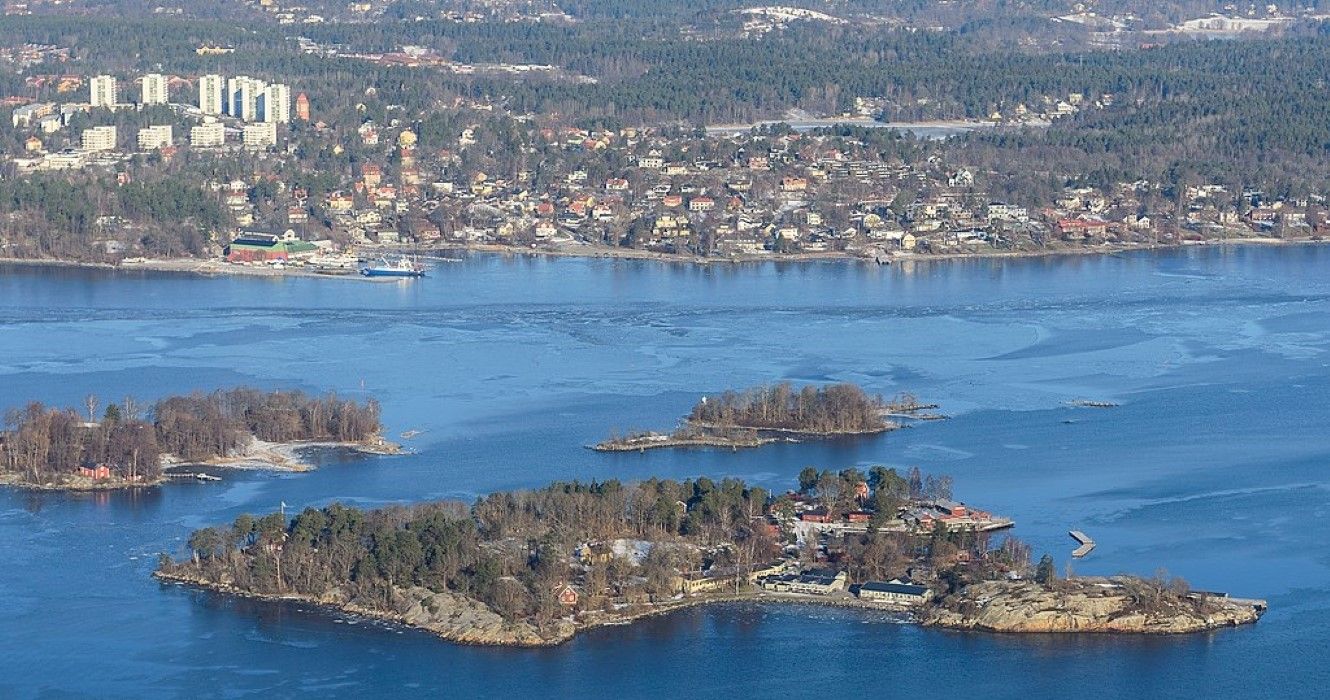 Badholmen Island