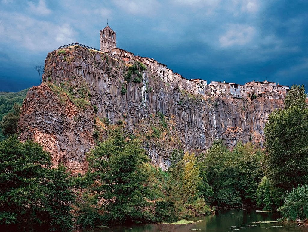 Basalt Cliffs