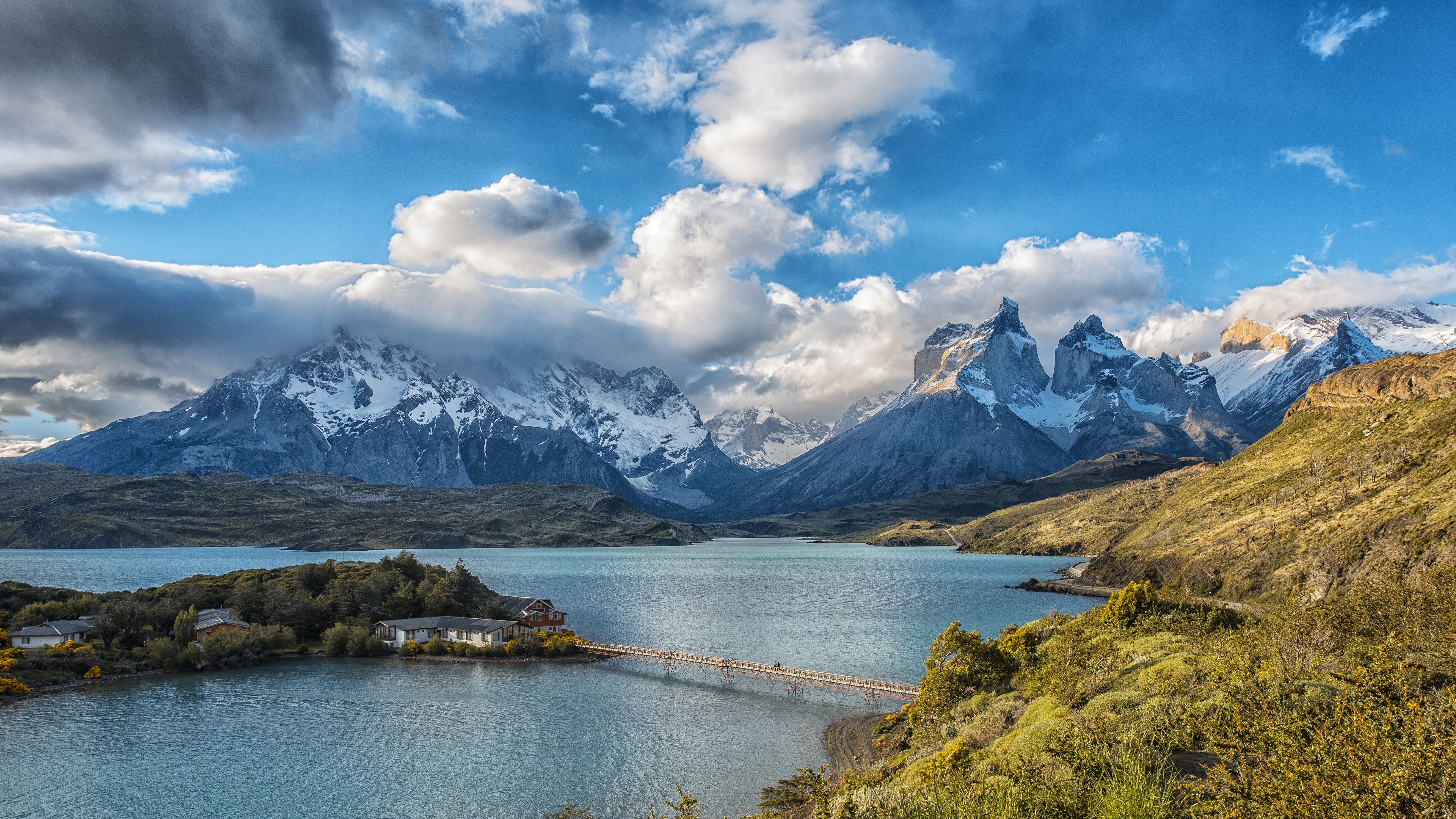 Base Las Torres Trek