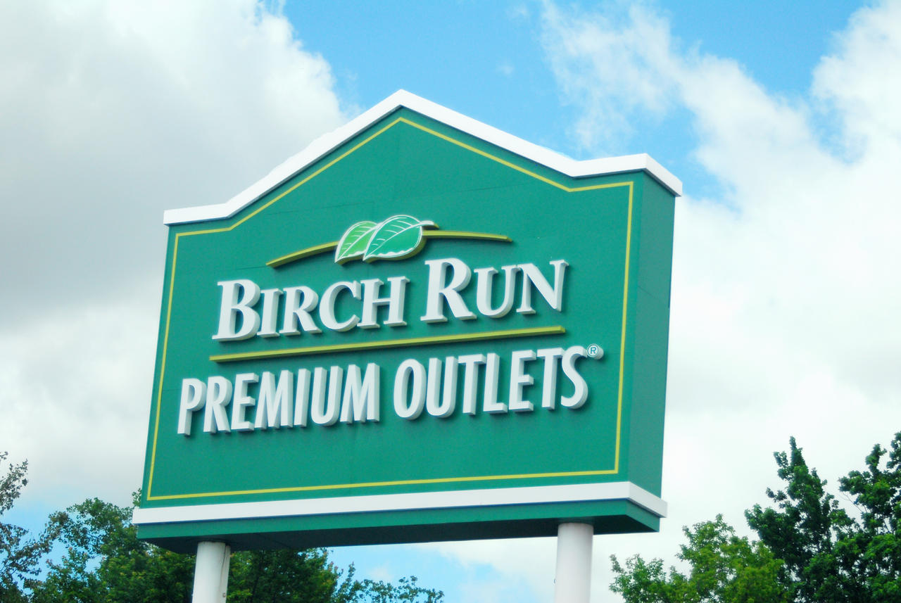 Birch Run Premium Outlets