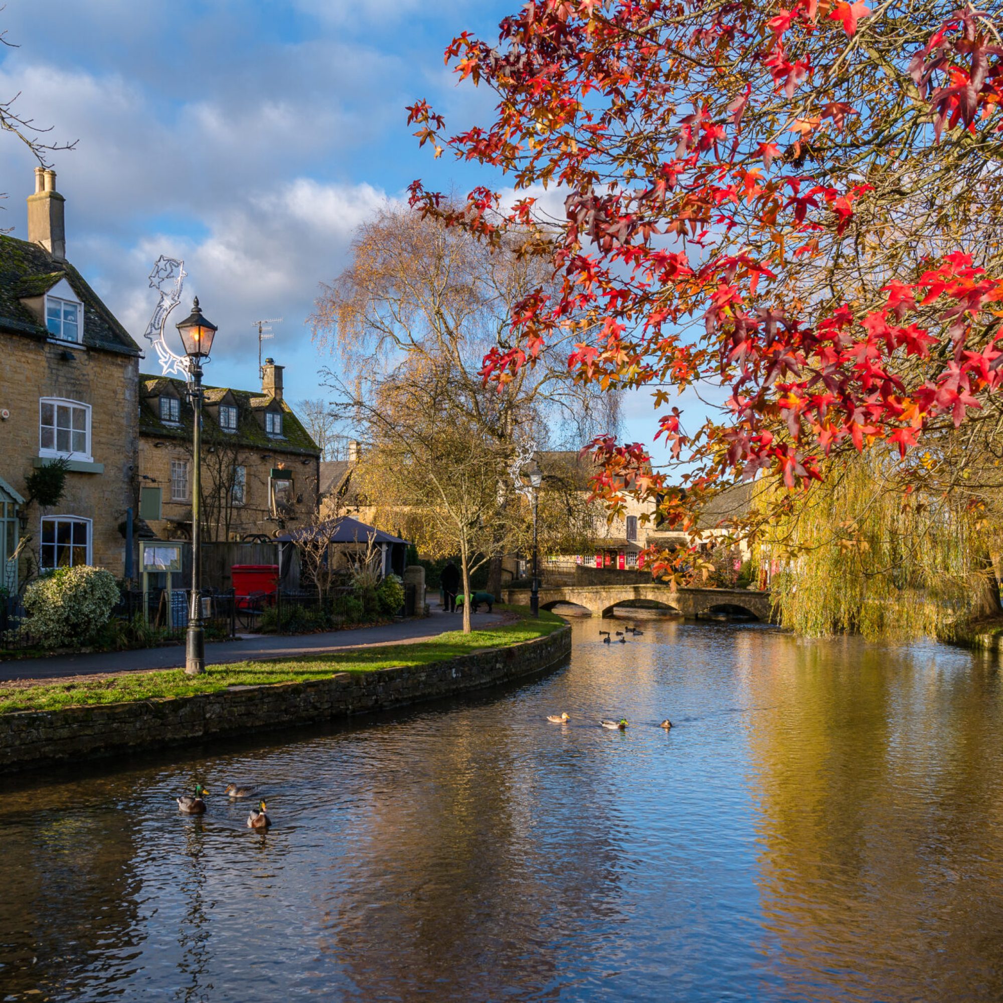 Bourton on the Water High Street